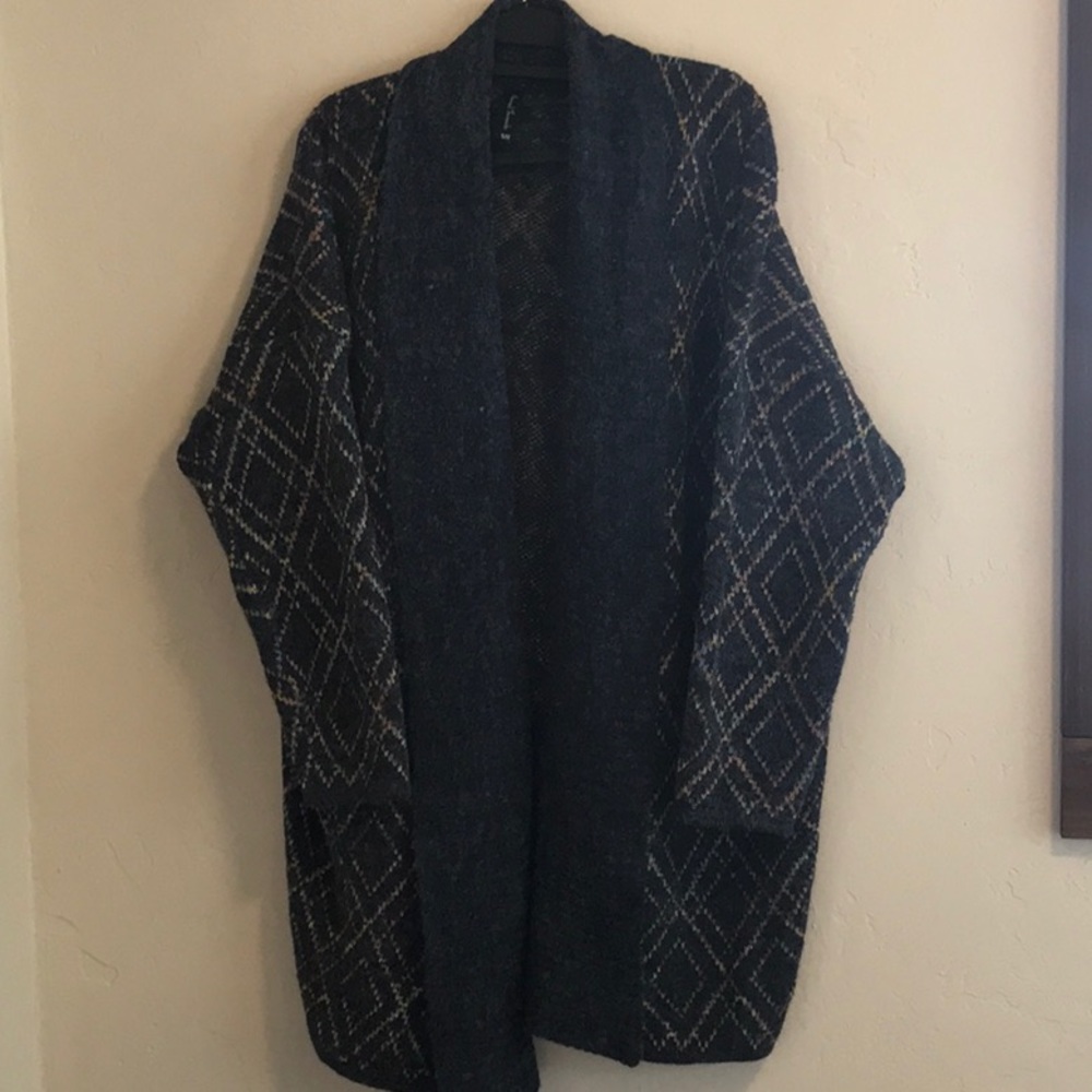 Scared Threads Cardigan size S/M